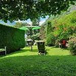 En Bord De Riviere