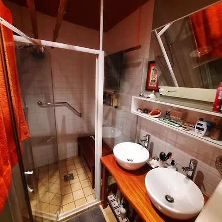 Lägenhet En Bord De Riviere