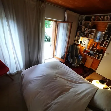 En Bord De Riviere Апартаменты *