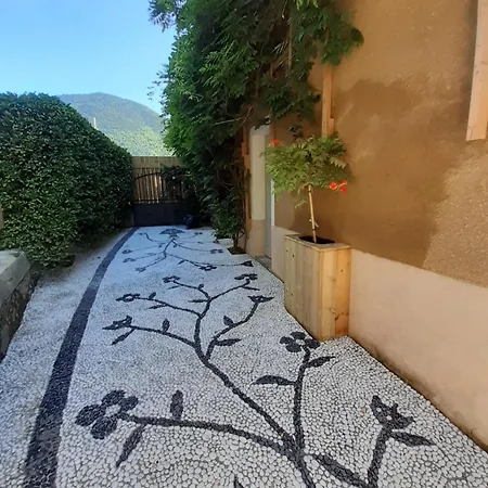 En Bord De Riviere * Bagnères-de-Luchon