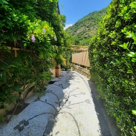 En Bord De Riviere Apartamento