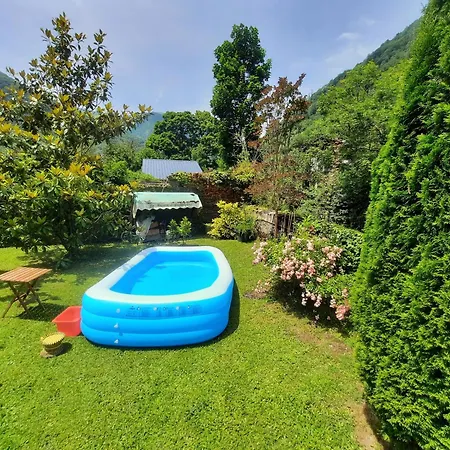 En Bord De Riviere *