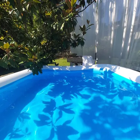 En Bord De Riviere Lägenhet *