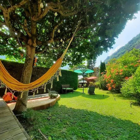 En Bord De Riviere Lägenhet *